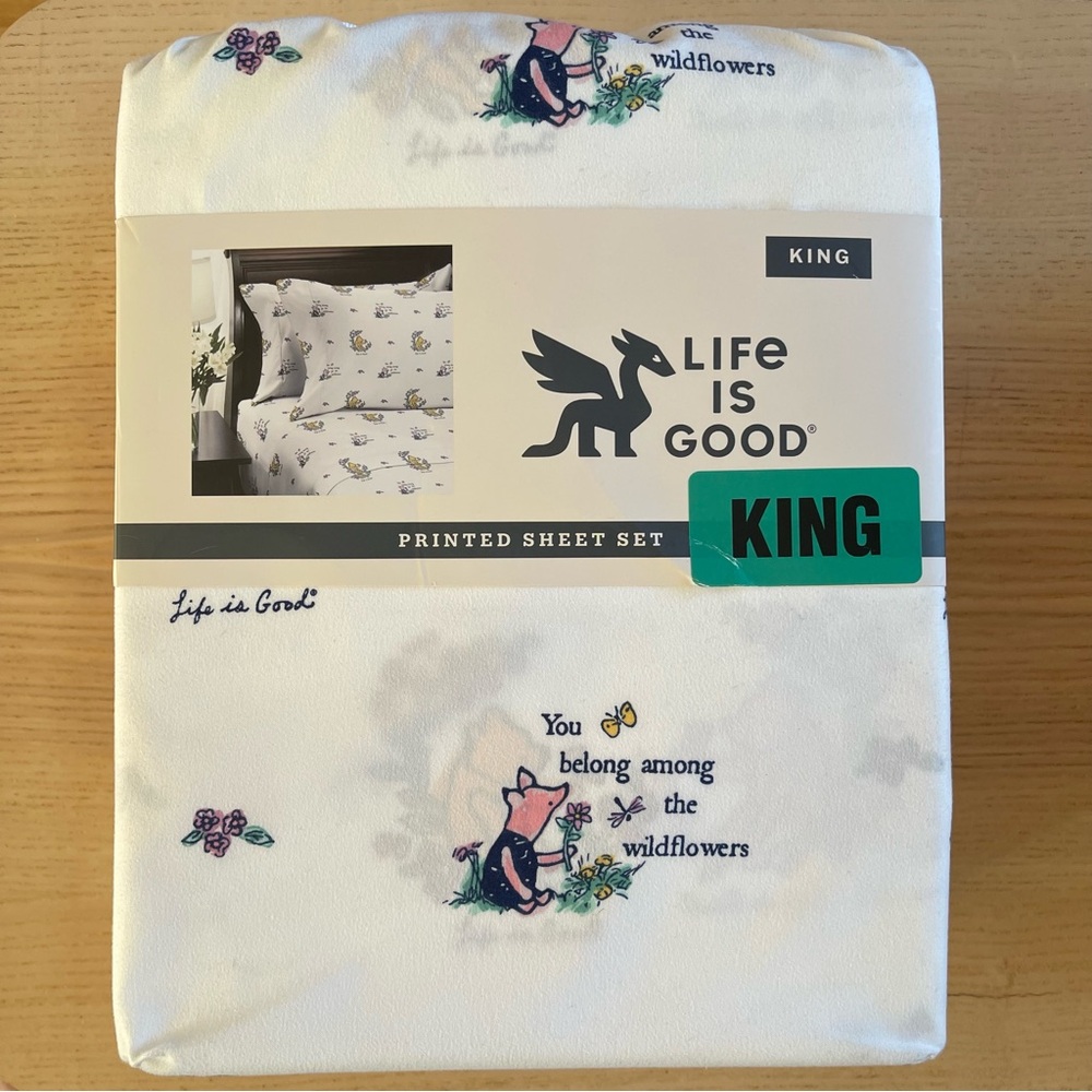 Life Is Good Winnie the Pooh Bedding King Set Vintage Style Honey Pot Bees New